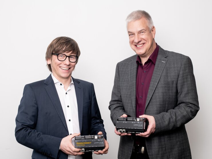 Dr. Stefan Hennig, Bereichsleiter Transconnect bei der SQL Projekt AG in Dresden und Ronald Sieber, Vorstandsvorsitzender der SYS TEC electronic AG in Heinsdorfergrund